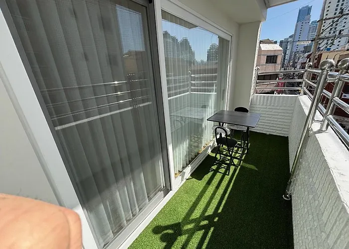 Momman 401 Apartment