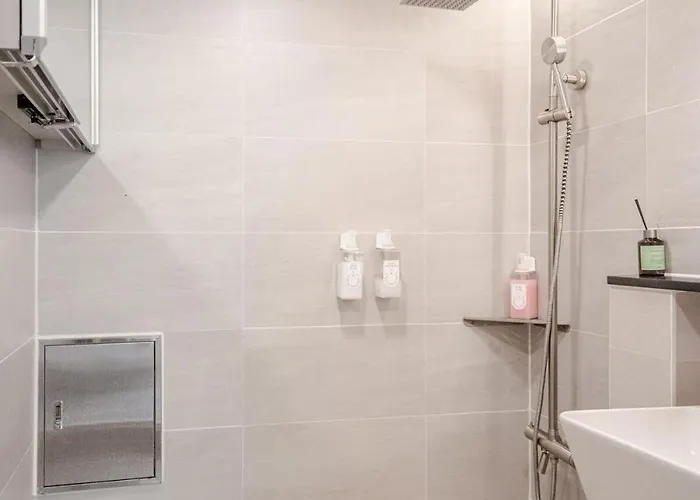 Momman 401 Busan