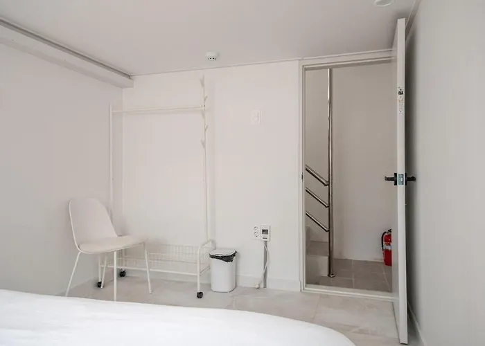 Momman 401 Busan