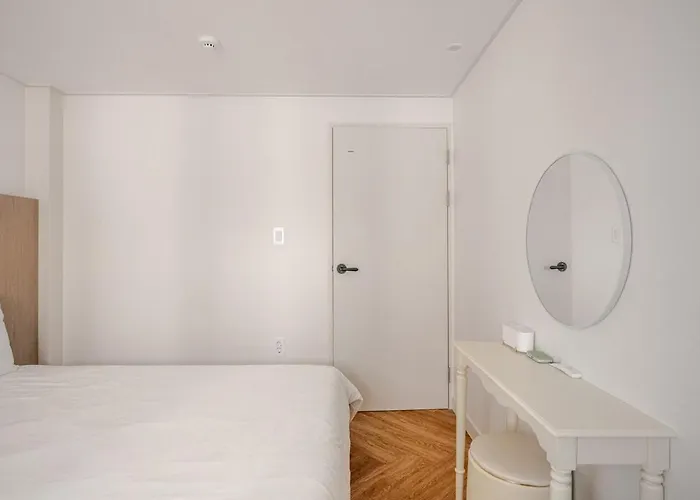Momman 401 Busan